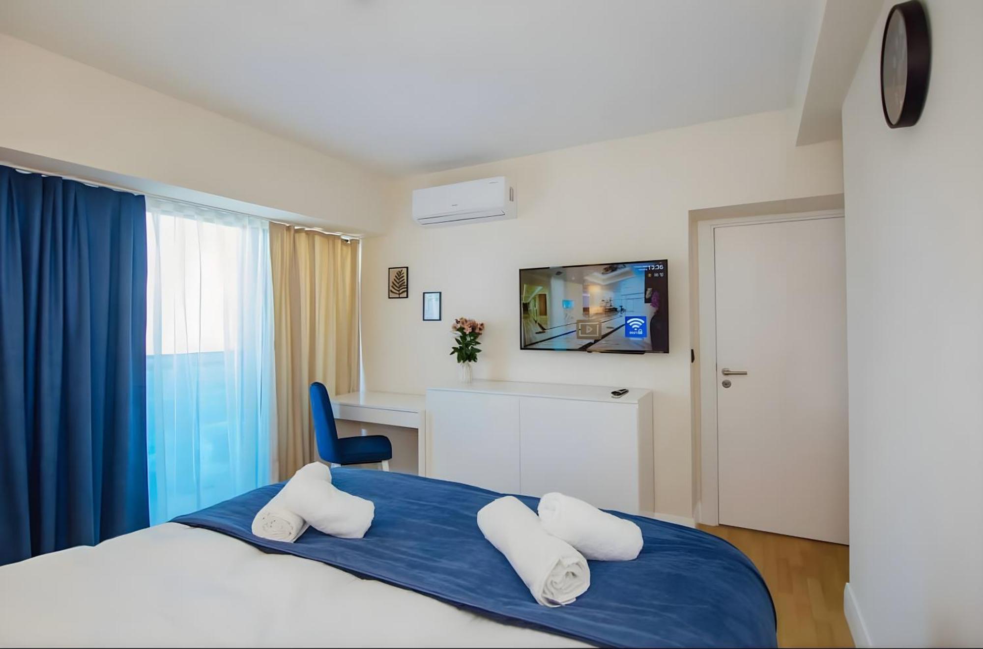 Panorama Orbi City Center Suite Sea View Batumi Exterior foto